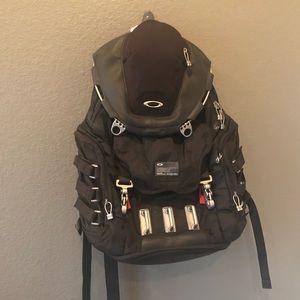 Oakley Kitchen Sink Backpack
